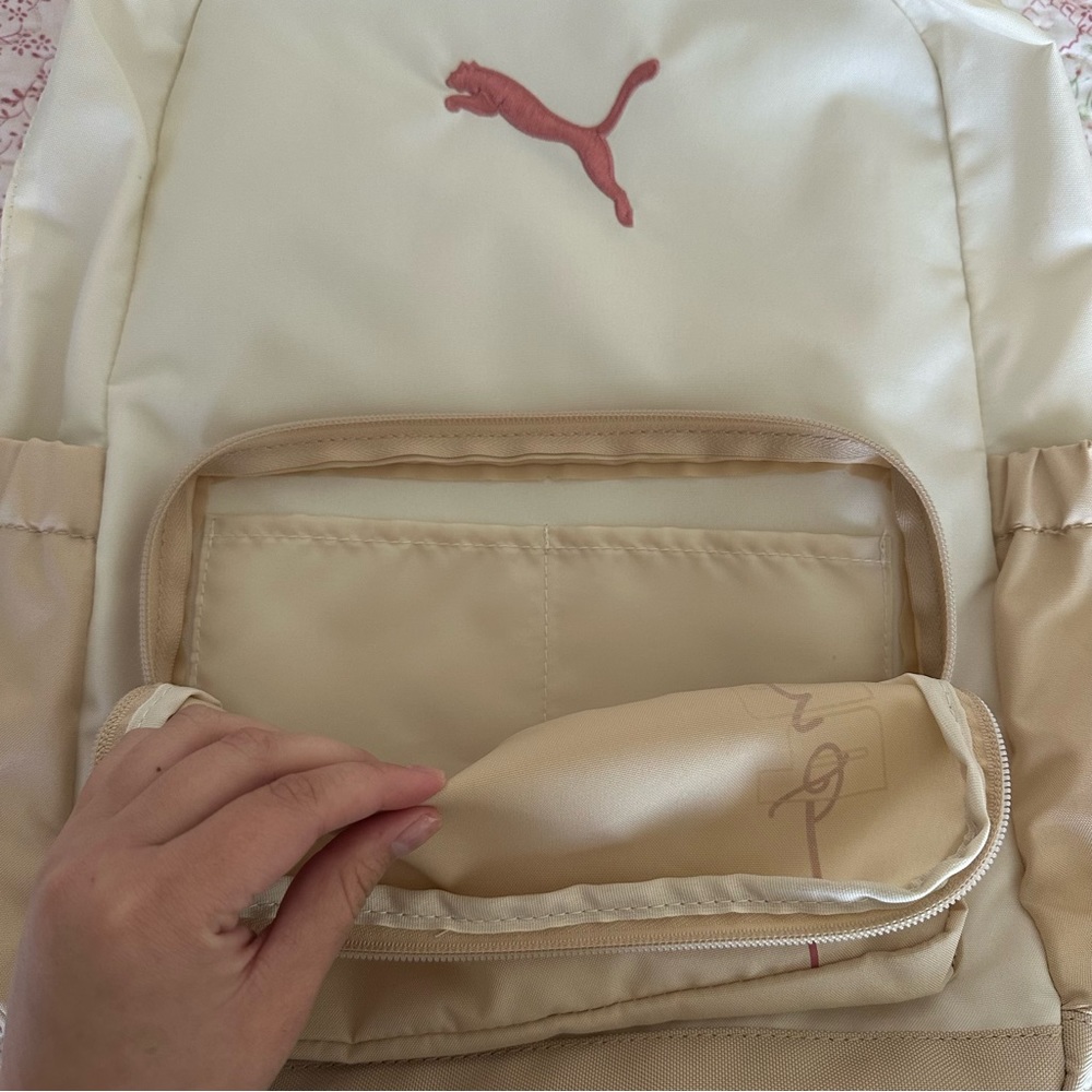 Puma Beige Back Pack - Picture 5 of 8